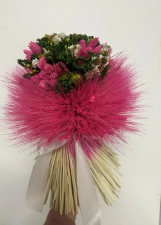 Sušená slamienková kytica - cyklamenová 2